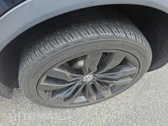 2020 Volkswagen Tiguan SE R-Line Black - miniatura 11