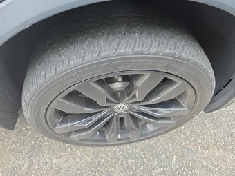 2020 Volkswagen Tiguan SE R-Line Black - miniatura 9