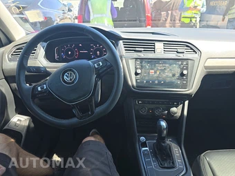 2020 Volkswagen Tiguan SEL – miniatura 11