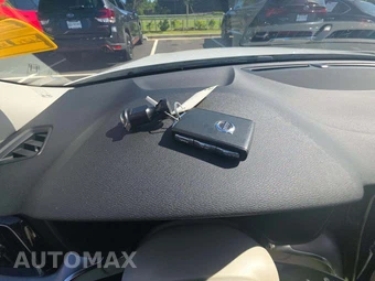2020 Volvo S60 T5 Momentum – miniatura 5