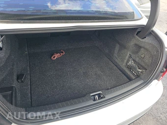 2020 Volvo S60 T5 Momentum – miniatura 16