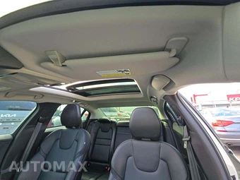 2020 Volvo S60 T5 Momentum – miniatura 11