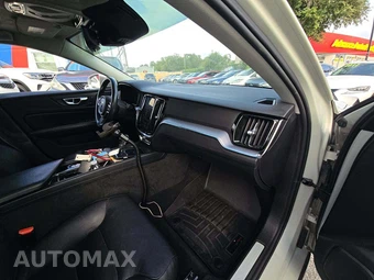 2020 Volvo S60 T5 Momentum – miniatura 19