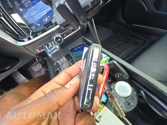 2020 Volvo S60 T5 Momentum – miniatura 8