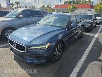 2020 Volvo S60 T6 Momentum