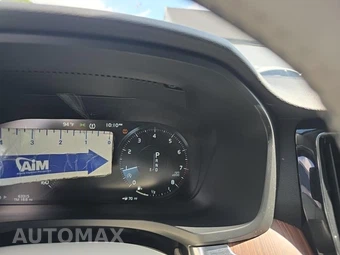 2020 Volvo S60 T6 Momentum - miniatura 21