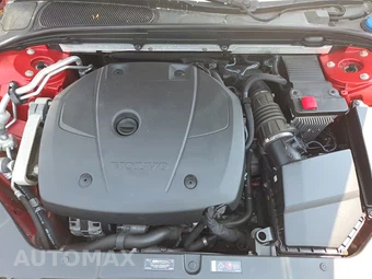 2020 Volvo S60 T6 Momentum – miniatura 21