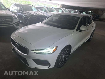 2020 Volvo S60 T6 Momentum