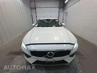 2020 Volvo S60 T6 Momentum - miniatura 2