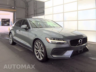 2020 Volvo S60 T6 Momentum - miniatura 3