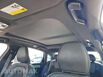 2020 Volvo S90 T6 R-Design – miniatura 8
