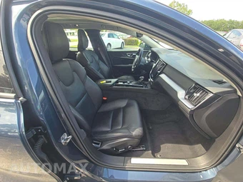 2020 Volvo V60 T5 Momentum – miniatura 15