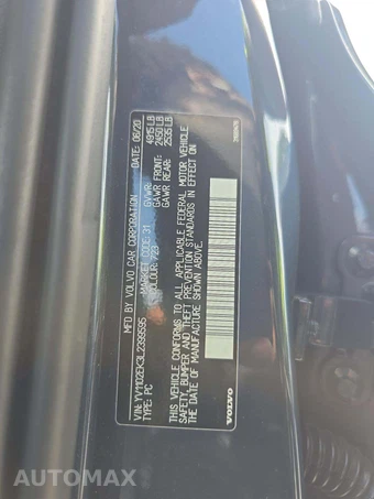 2020 Volvo V60 T5 Momentum – miniatura 2