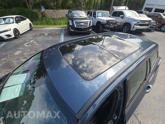 2020 Volvo V60 T5 Momentum – miniatura 9