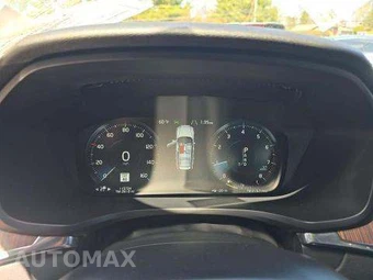 2020 Volvo V60 T5 Momentum – miniatura 9