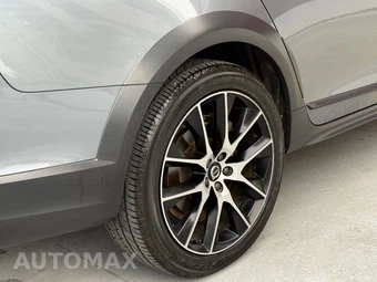 2020 Volvo V90 Cross Country T6 - miniatura 16