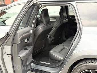 2020 Volvo V90 Cross Country T6 - miniatura 23