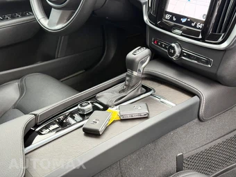 2020 Volvo V90 Cross Country T6 - miniatura 30