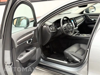 2020 Volvo V90 Cross Country T6 - miniatura 31