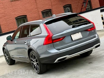 2020 Volvo V90 Cross Country T6 - miniatura 7