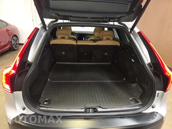 2020 Volvo V90 Cross Country T6 - miniatura 14
