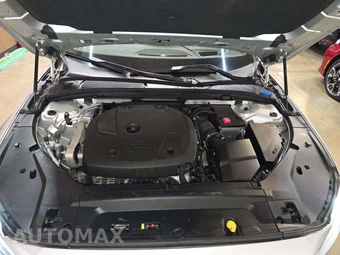 2020 Volvo V90 Cross Country T6 - miniatura 23