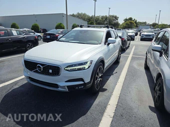 2020 Volvo V90 Cross Country T6