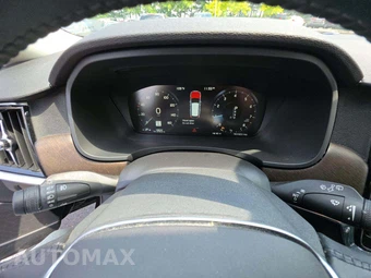 2020 Volvo V90 Cross Country T6 - miniatura 9