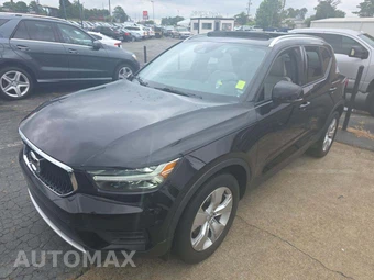 2020 Volvo XC40 T4 Momentum