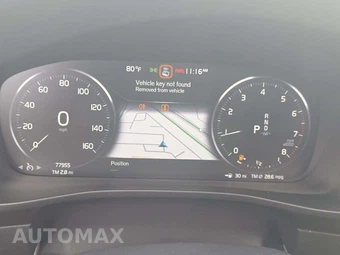2020 Volvo XC40 T4 Momentum – miniatura 9