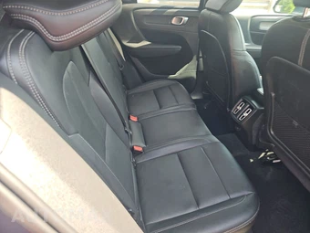 2020 Volvo XC40 T5 Inscription – miniatura 14