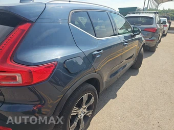 2020 Volvo XC40 T5 Inscription – miniatura 4
