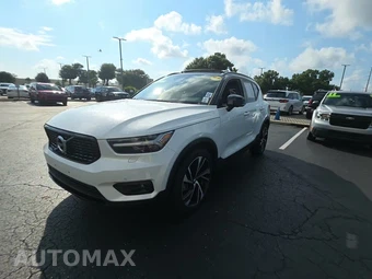 2020 Volvo XC40 T5 R-Design