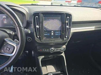 2020 Volvo XC40 T5 R-Design – miniatura 31