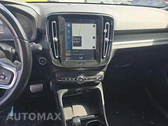 2020 Volvo XC40 T5 R-Design – miniatura 32