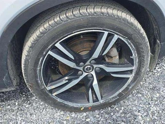 2020 Volvo XC40 T5 R-Design – miniatura 38