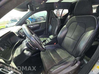 2020 Volvo XC40 T5 R-Design – miniatura 6