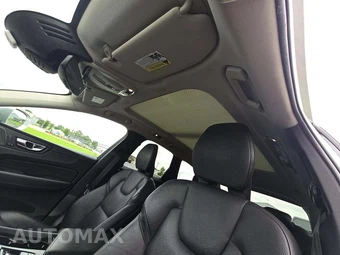 2020 Volvo XC60 T5 Inscription - miniatura 11