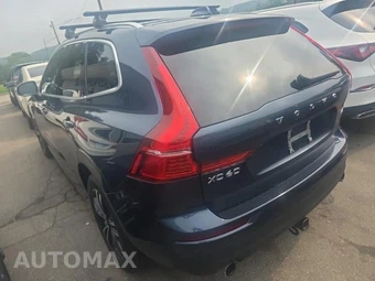 2020 Volvo XC60 T5 Momentum – miniatura 6