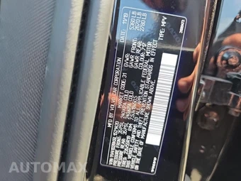 2020 Volvo XC60 T5 Momentum – miniatura 18