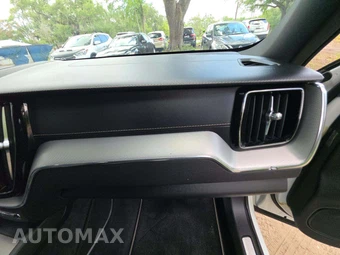 2020 Volvo XC60 T5 R-Design – miniatura 19
