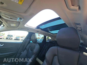 2020 Volvo XC60 T6 Momentum - miniatura 11