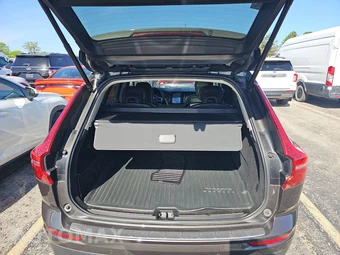 2020 Volvo XC60 T6 Momentum - miniatura 14