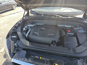 2020 Volvo XC60 T6 Momentum - miniatura 16