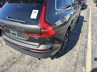 2020 Volvo XC60 T6 Momentum - miniatura 4