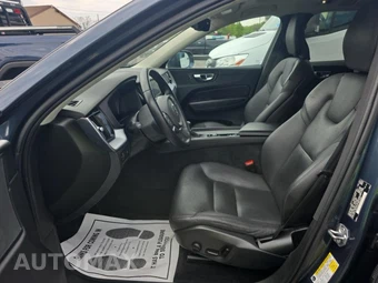 2020 Volvo XC60 T6 Momentum - miniatura 13