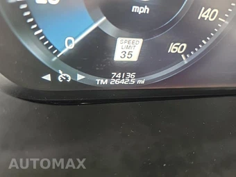 2020 Volvo XC60 T6 Momentum - miniatura 15