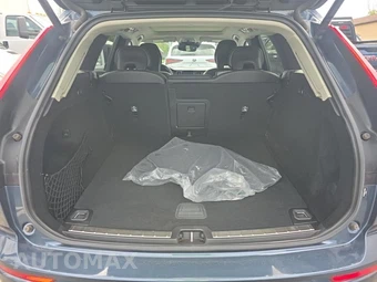 2020 Volvo XC60 T6 Momentum - miniatura 20