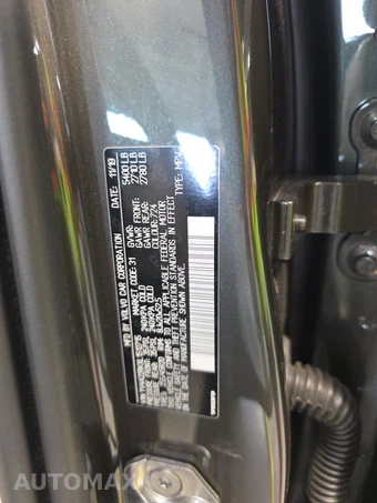 2020 Volvo XC60 T6 Momentum - miniatura 14
