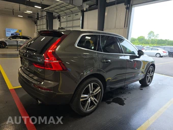 2020 Volvo XC60 T6 Momentum - miniatura 4